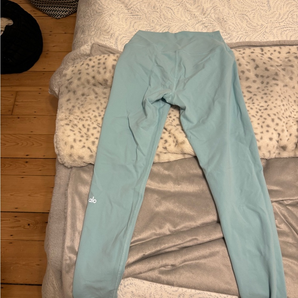 Alo Leggings